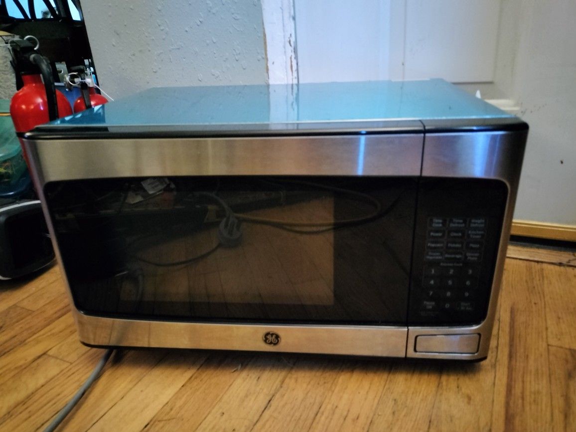 GE Microwave - Can Deliver