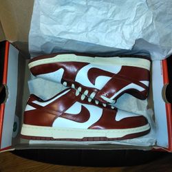 W Nike Dunks Low PRM