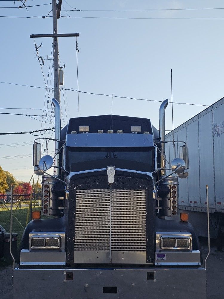 1993 Kenworth W900