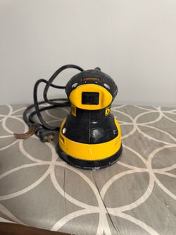 DeWalt Corded Random Orbital Sander