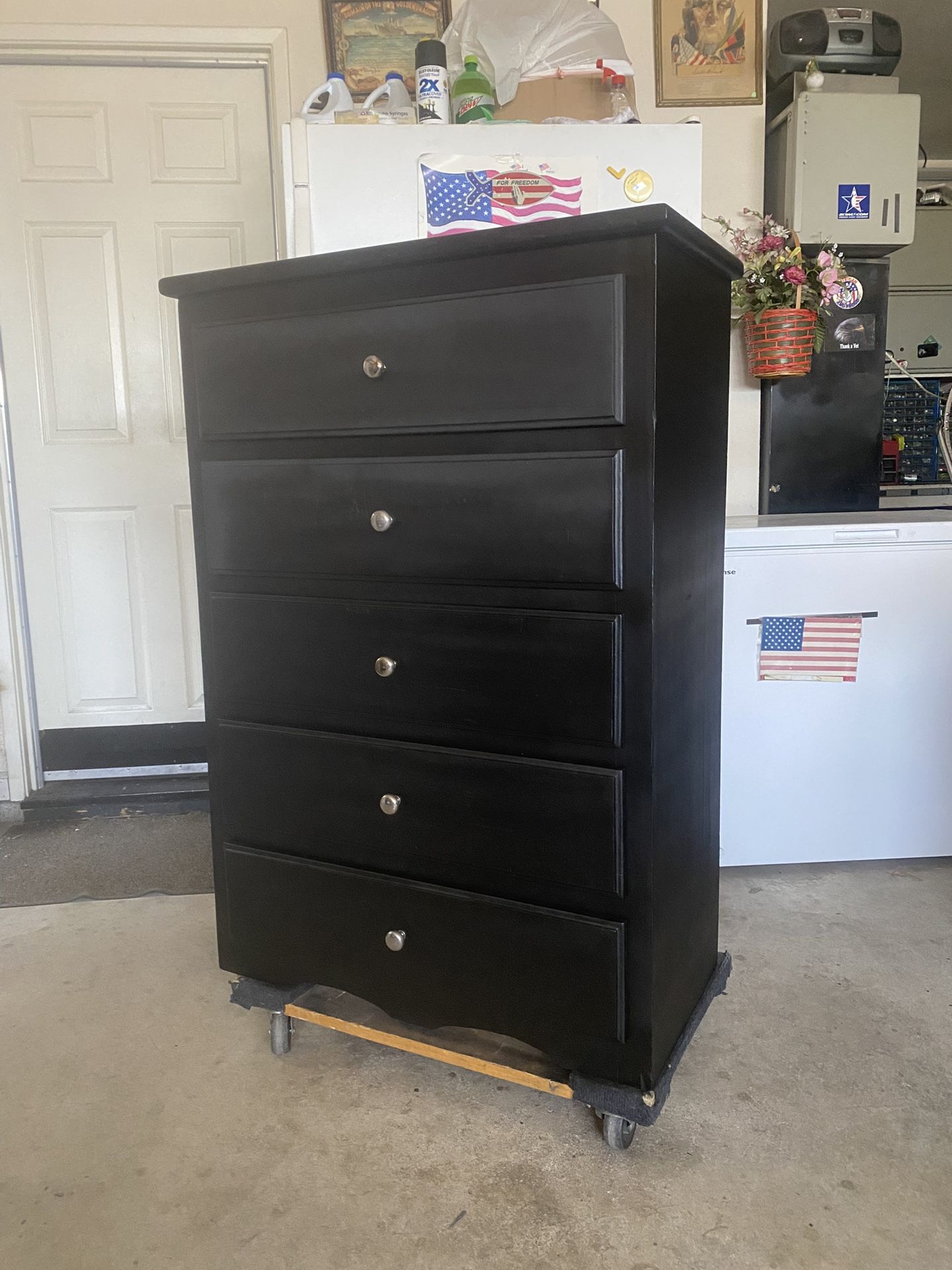 Black Dresser