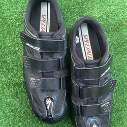 Specialized Sport TR touring cycling shoes, a versatile model designed for road riding, commuting, and indoor spin classes.  Excellent Condition. Clea