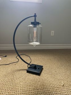 Table lamp