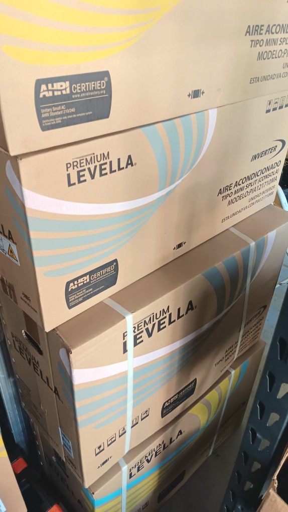 Minisplit Inverter AC 12k Btu 110v or 220v Mini Split