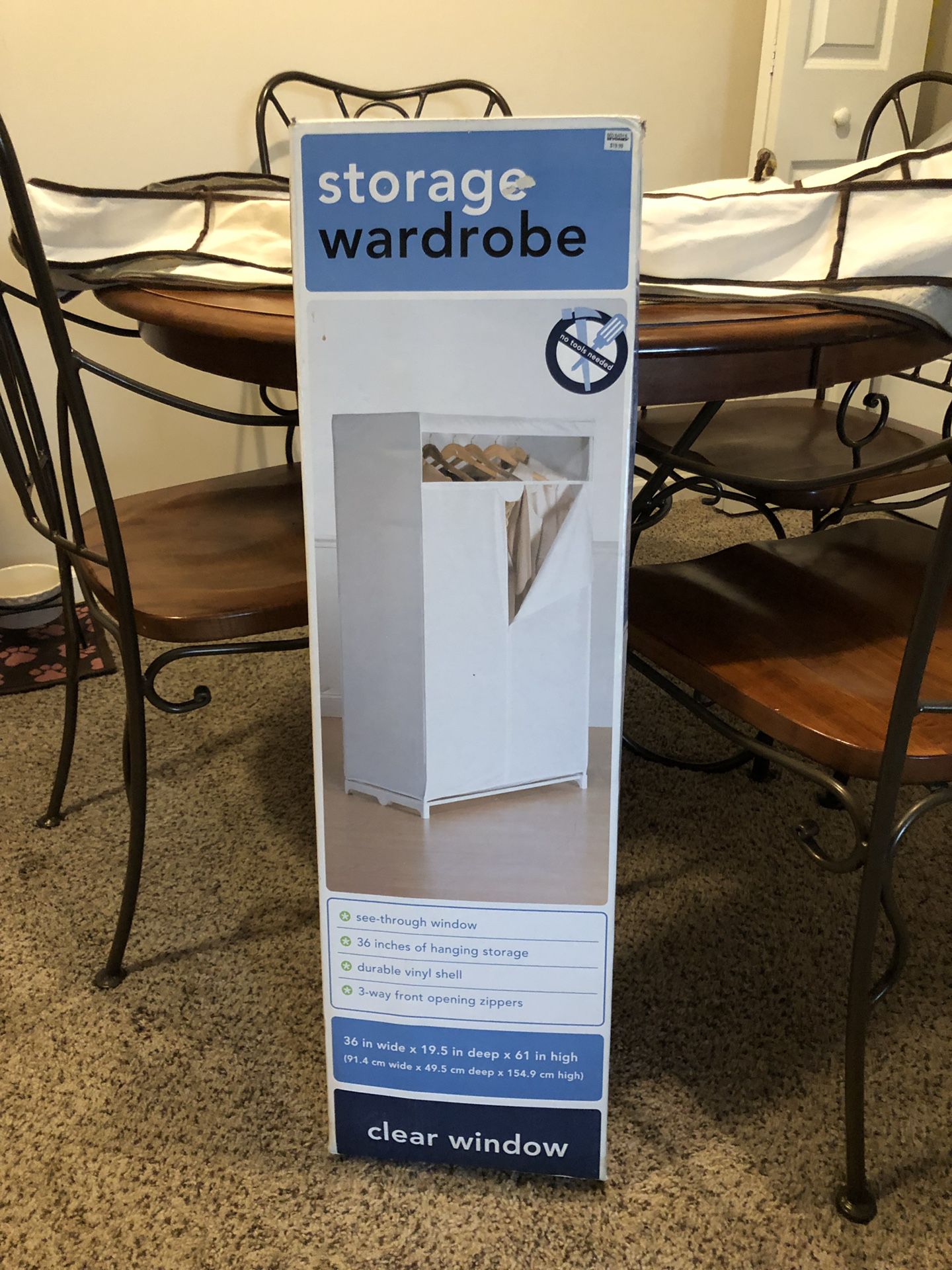 Brand new Hanging clothes storage