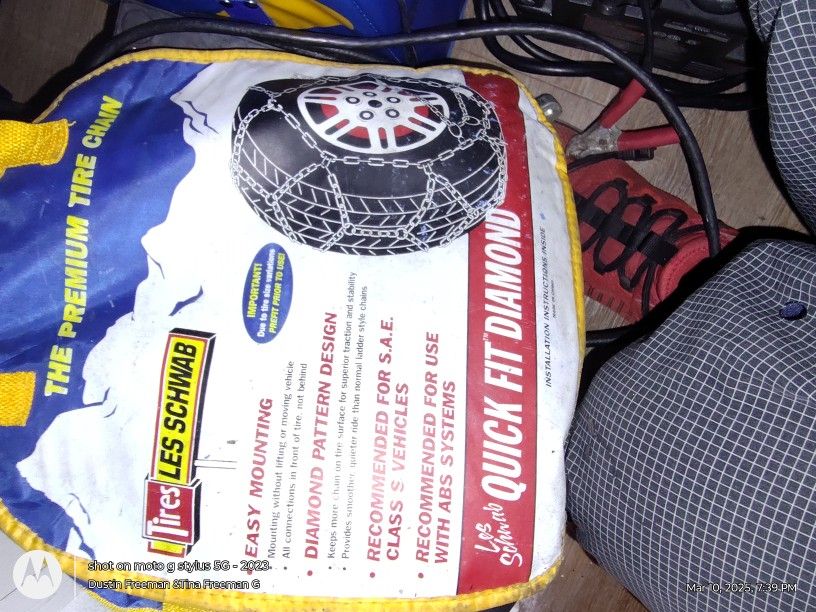Les Schwab Light SUV Diamond Snow Chains For  S. A. E Class S Vehicle S 