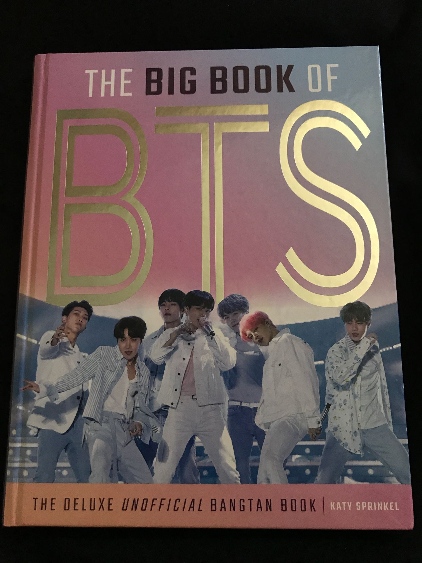 THE BIG BOOK OF BTS