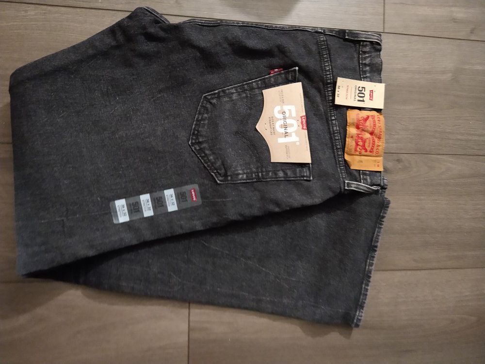 Levi's new 501 straight leg jeans 36x32