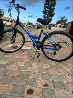 Diamondback ladies comfort bike