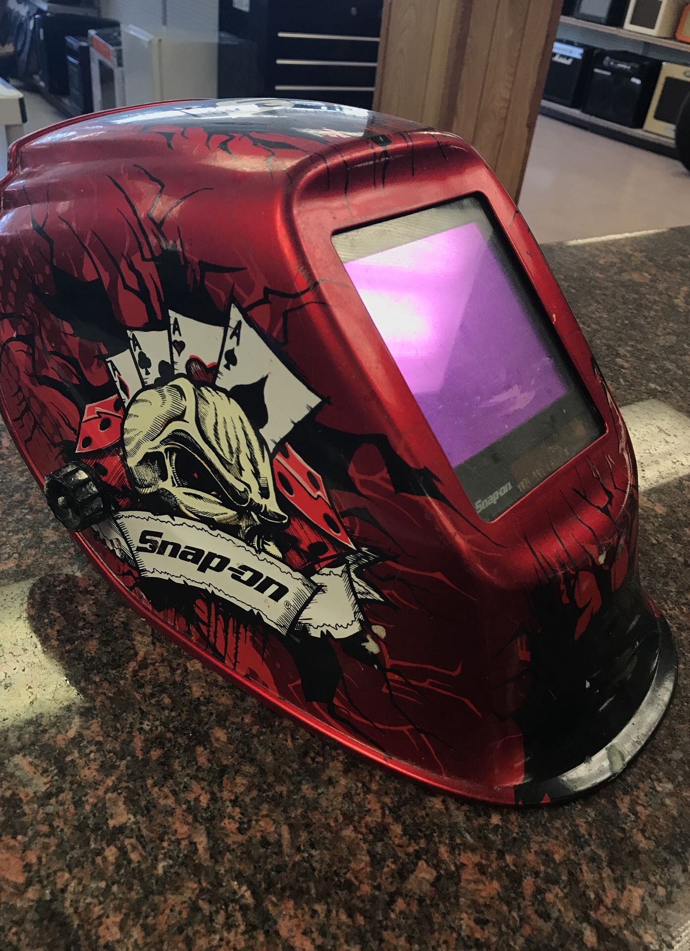 Snap-on welding helmet 2011 model YA4606 COLTS LAB