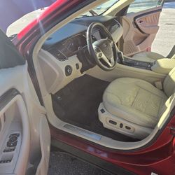 2013 Ford Taurus