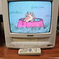 Sharp 13VT K150 TV VCR Combo with Remote Works Great

