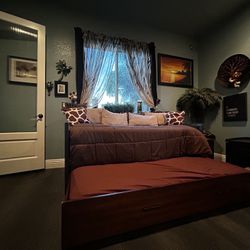 Twin Day Bed & Over Sized Bean Bag Chair