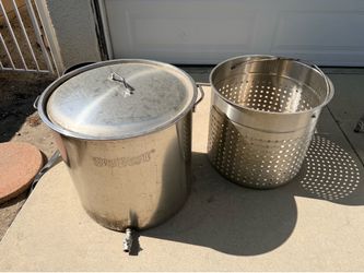 Custom Seafood broiler with drain pipe heavy duty