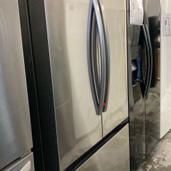 French Door Refrigerator 