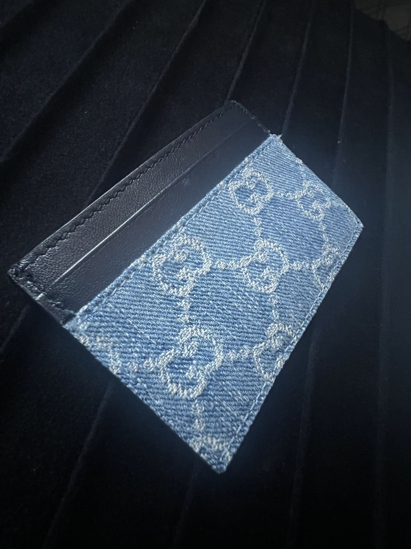 GUCCI CARD HOLDER
