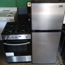 Combo Stove 30 Inch Refrigerador 24 Inch