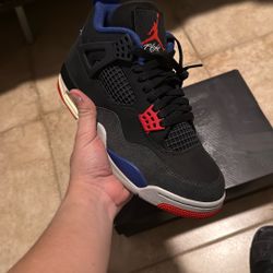 Jordan 4 