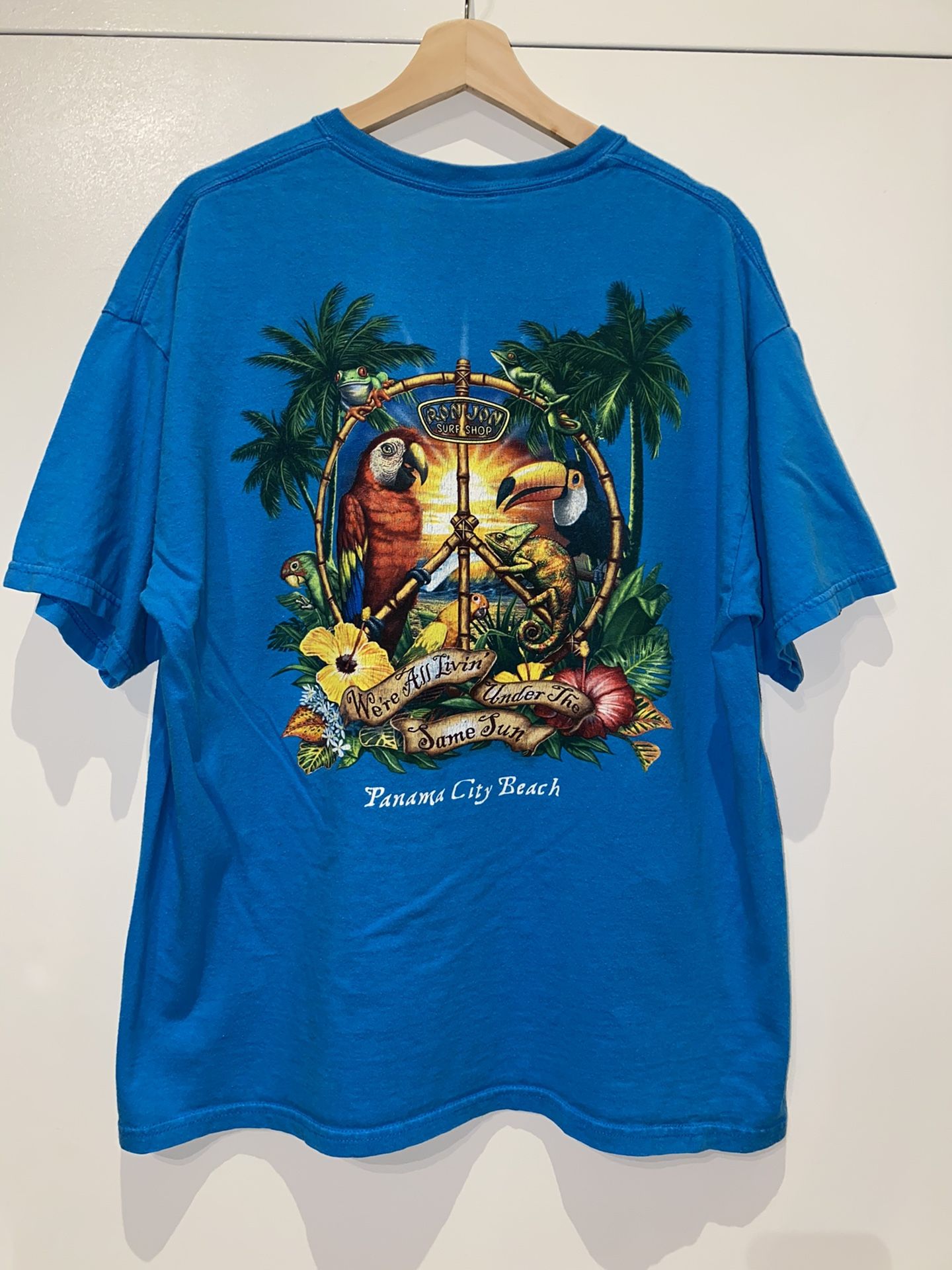 Vintage Ron Jon surf shop T-shirt