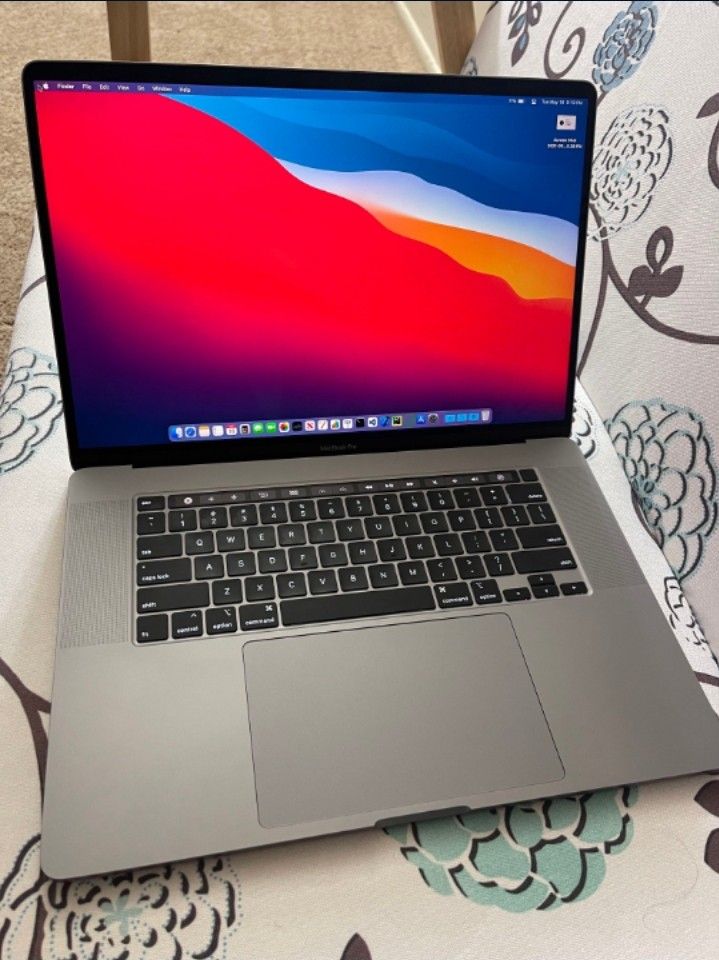 Apple MacBook Pro 