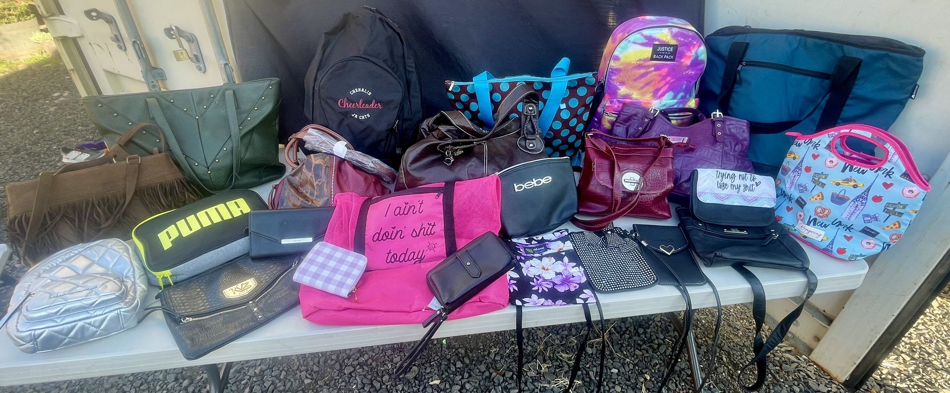 Miscellaneous Bags, Purses, And Wallets