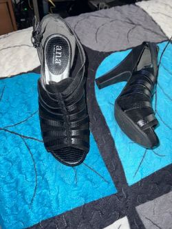 Womens Black Strapy Heels