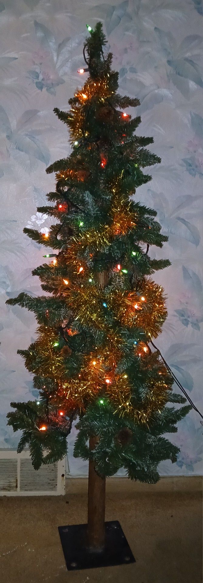 5 Ft Balsam Lights Decorated Tree