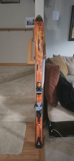 Atomic Beta Ride 9.22 skiis