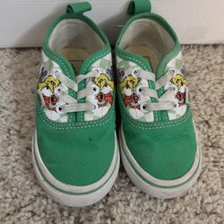 Toddler shoes 