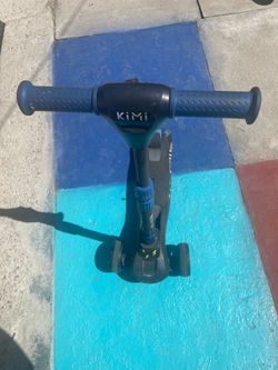 Kids electric scooter