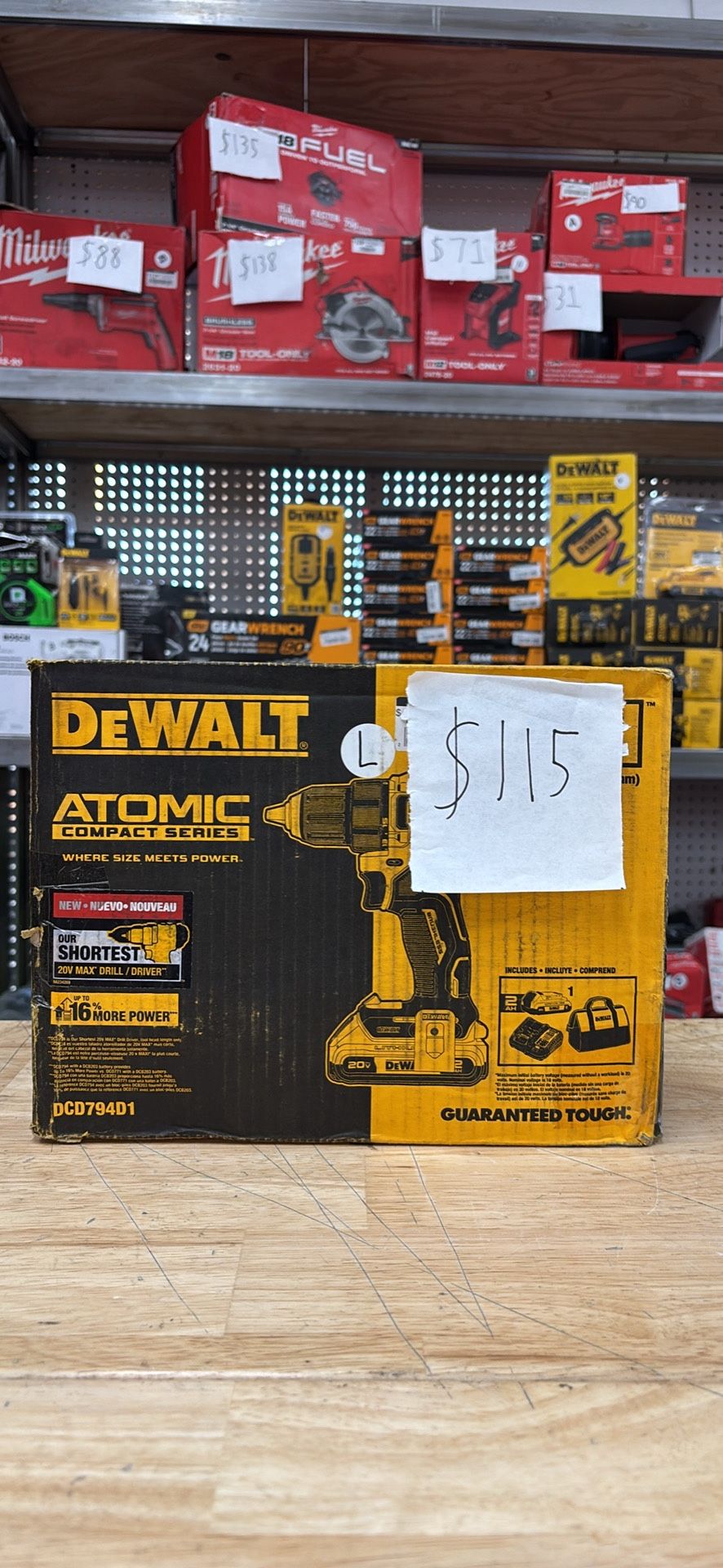 DEWALT ATOMIC 20-Volt Lithium-Ion Cordless Compact 1/2 in. Drill/Driver Kit with 2.0Ah Battery, Charger and Bag