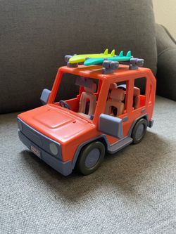 Bluey Family Vehicle with 2 Surfboards