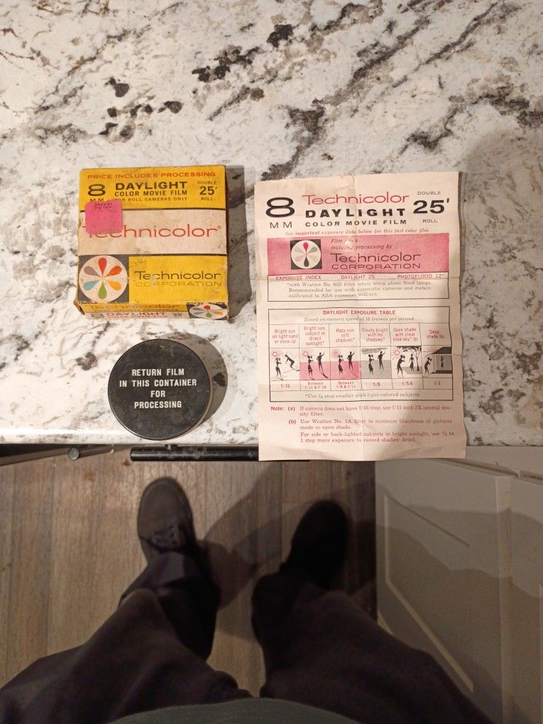 TECHNICOLOR 8MM DAYLIGHT MOVIE FILM