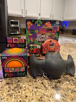 Halloween Authentic Needoh bundle
