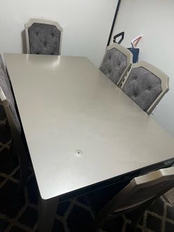 Dinning Table
