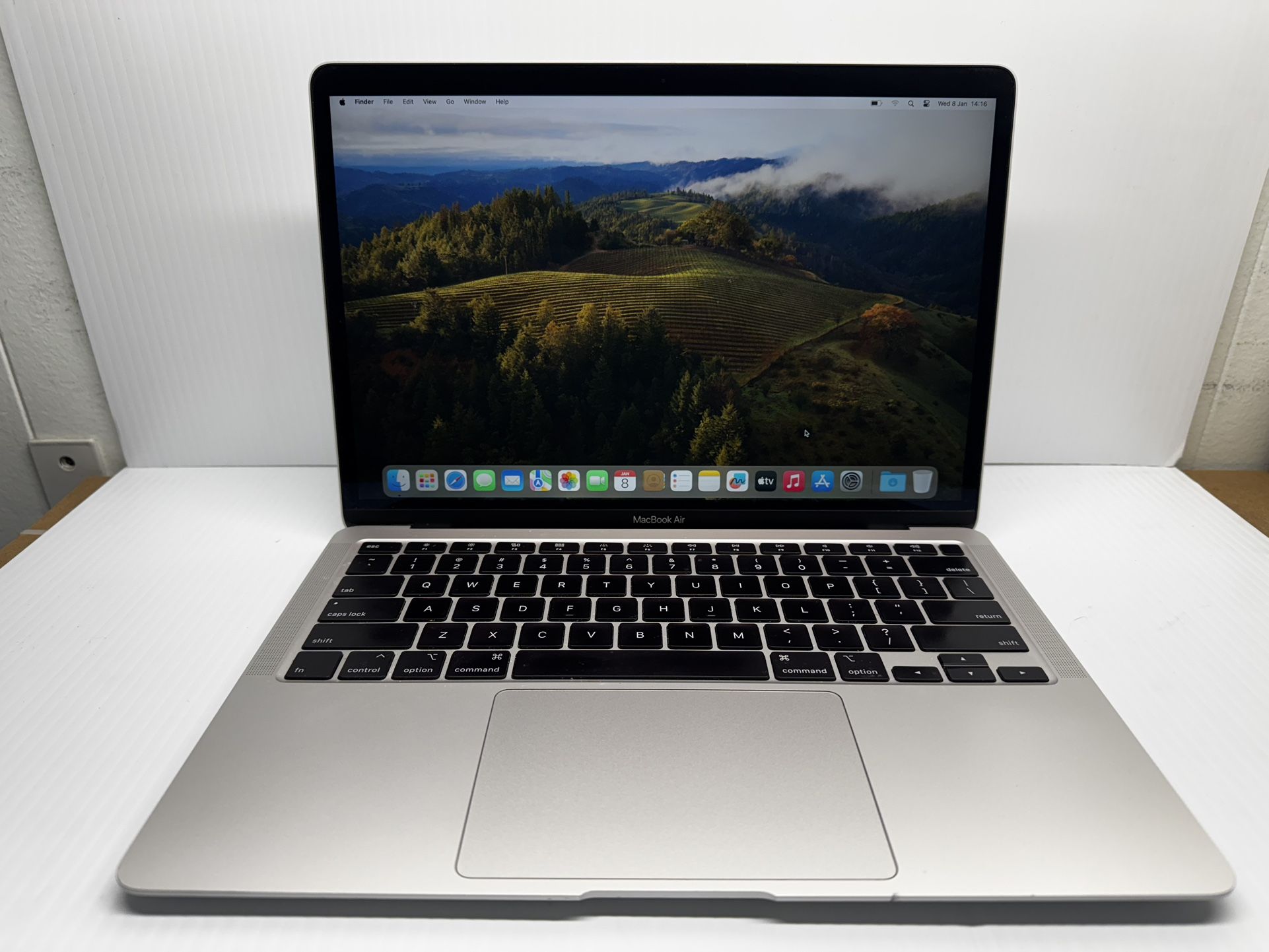 MacBook Air 2020 13' 8GB RAM 256GB SSD