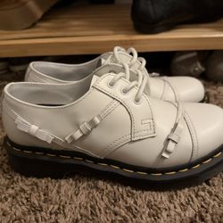 Dr.Martens Bow Oxford Shoes