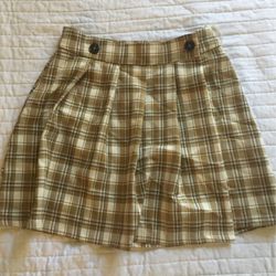 Women’s Plaid Skirt