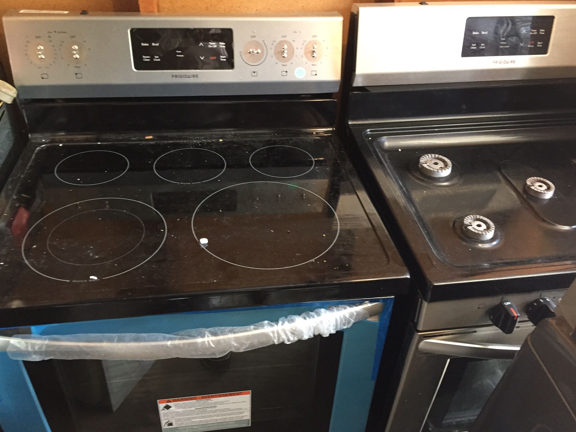 New electric stove