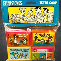 Vintage FLINTSTONES BATH BAR SOAP Huckleberry Hound YOGI BEAR Quick Draw 1976