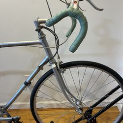 Vintage Ross Road Bike