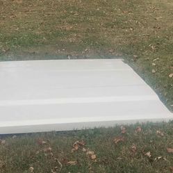 2010 Ford  Lariat Fiberglass Bed Cover 