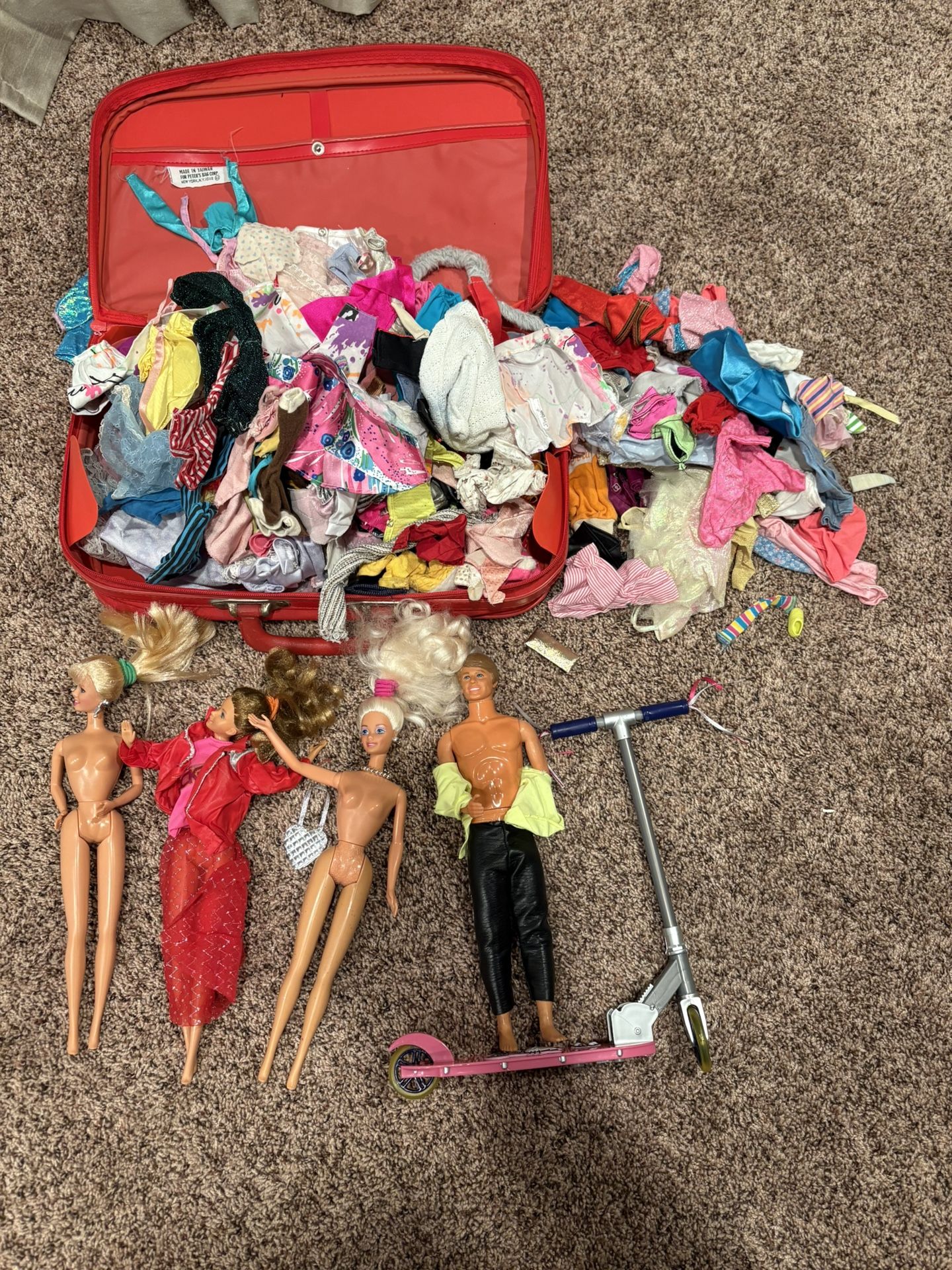 Barbie Dolls with tons of clothes 
