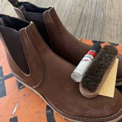 Men’s Redwing Chelsea Boots Size 11