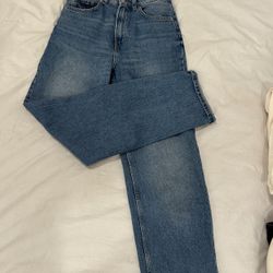 Like New H&M Jeans Size 4