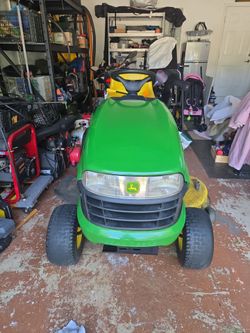 John Deere LA 105