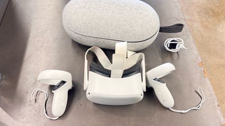 Meta quest oculus VR 2 256gb no trades pick up in Tacoma