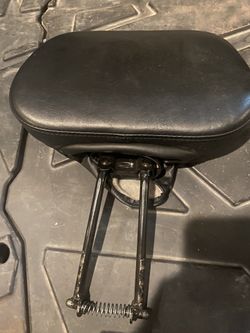 Harley backrest was used on a 2018 Tri glide