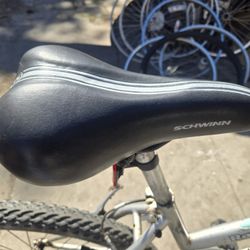 7 Speed 26"bike Bike. Make Offer 