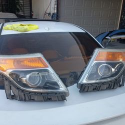 2013-2015 Ford Explorer Headlights